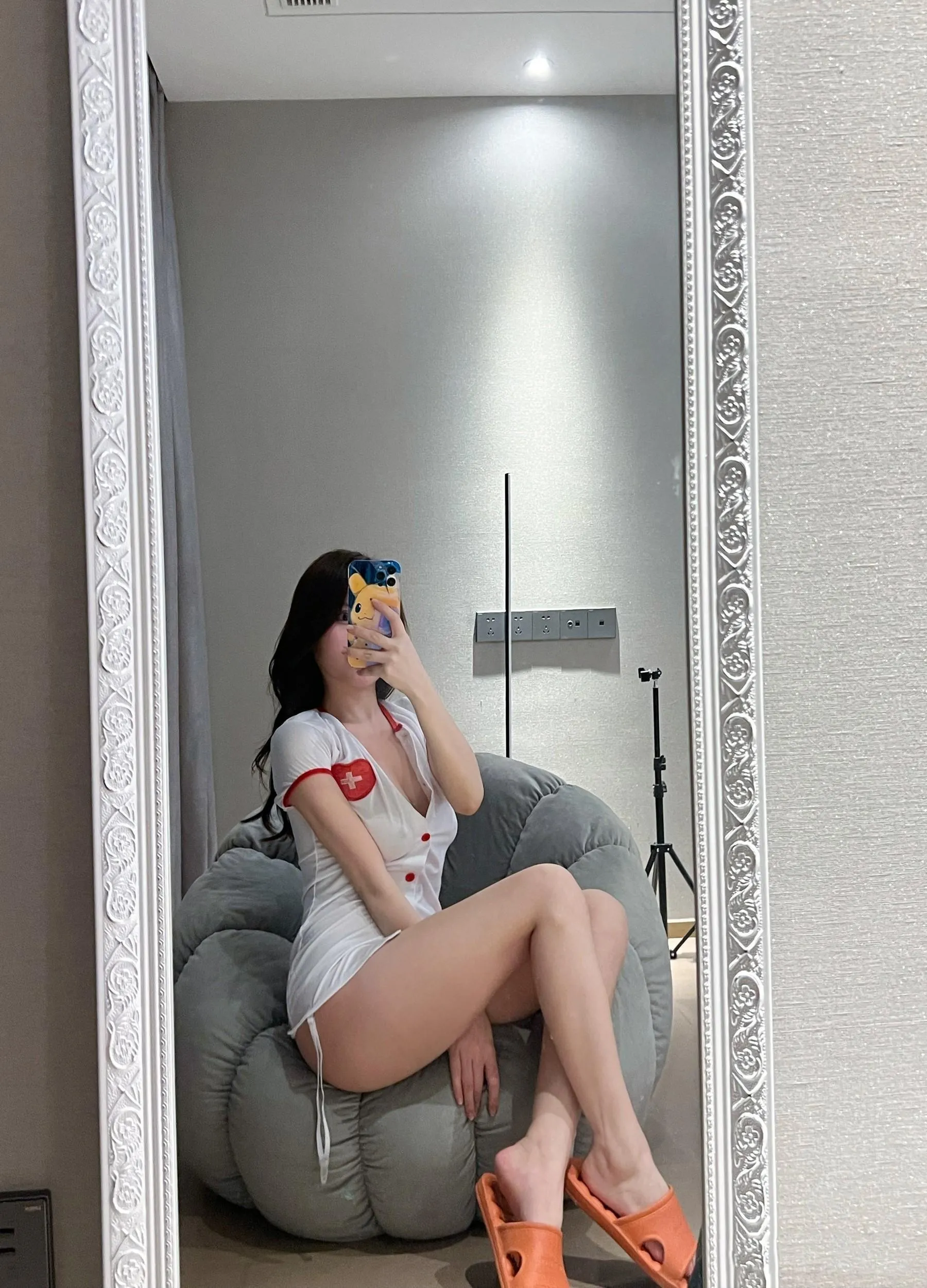 陈妮妮UNI – NO.44 纯欲小护士 [43P]插图2